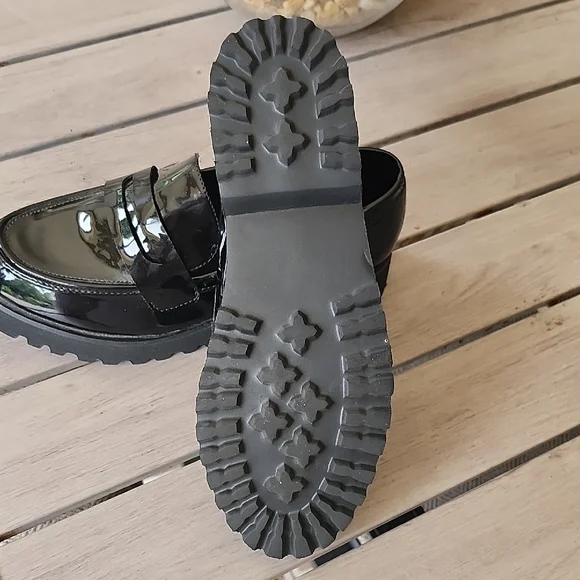 Jones New York Glossy Black Footwear - Picture 6 of 7